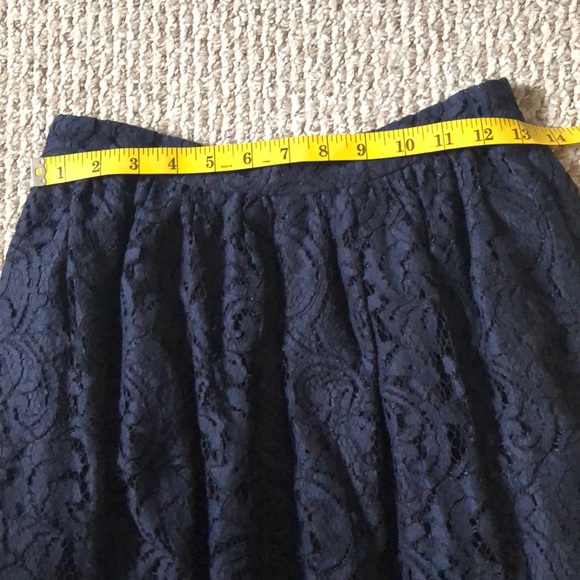 J. Crew Navy/Evening Blue Lace midi Skirt size 2 EUC - Picture 8 of 10